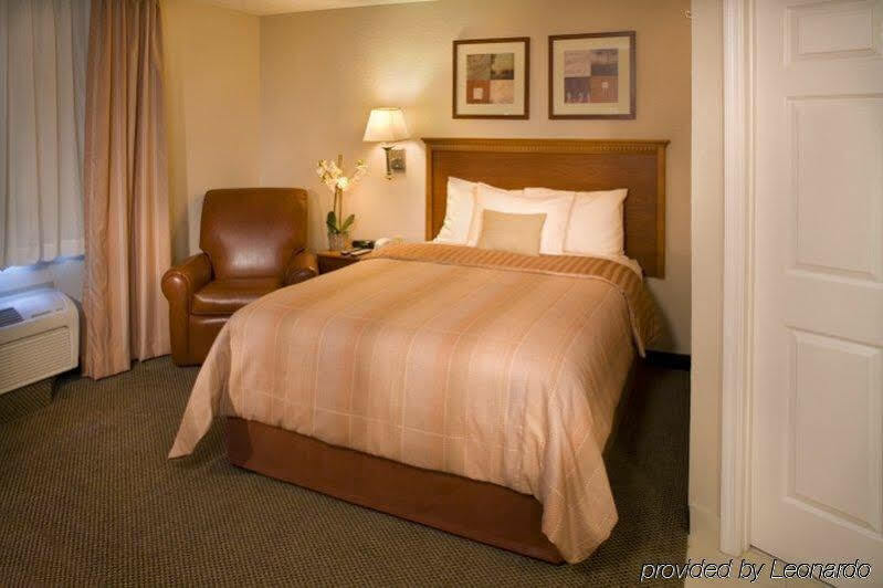 Sonesta Simply Suites Knoxville Exterior photo